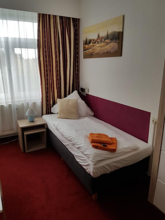 Am Stadtrand 3* Leipzig