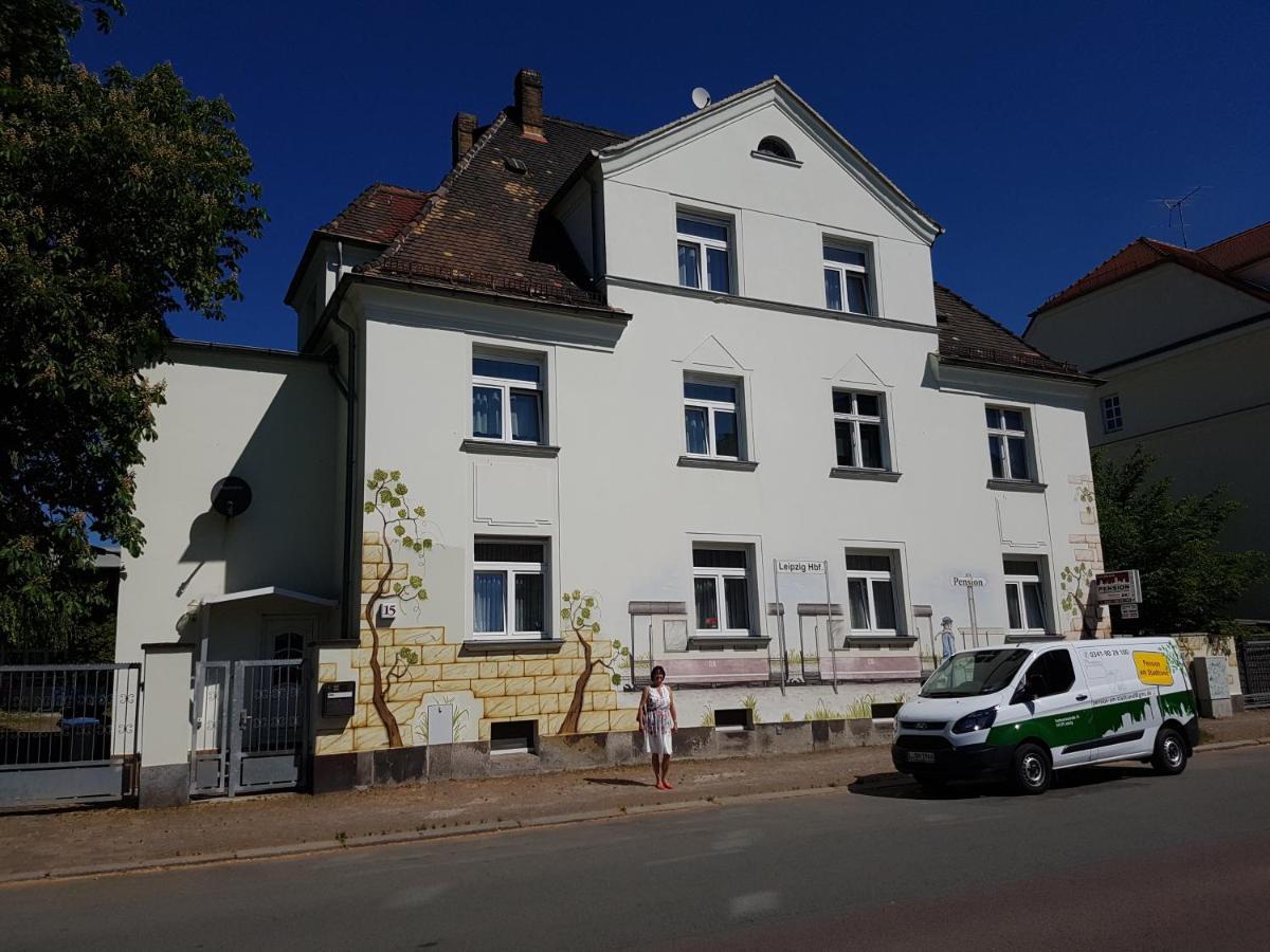 Am Stadtrand 3*